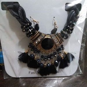 New fashion necklace with earrings